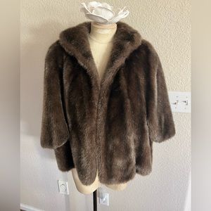 Sale price firm Vintage faux fur shawl poncho cape one size